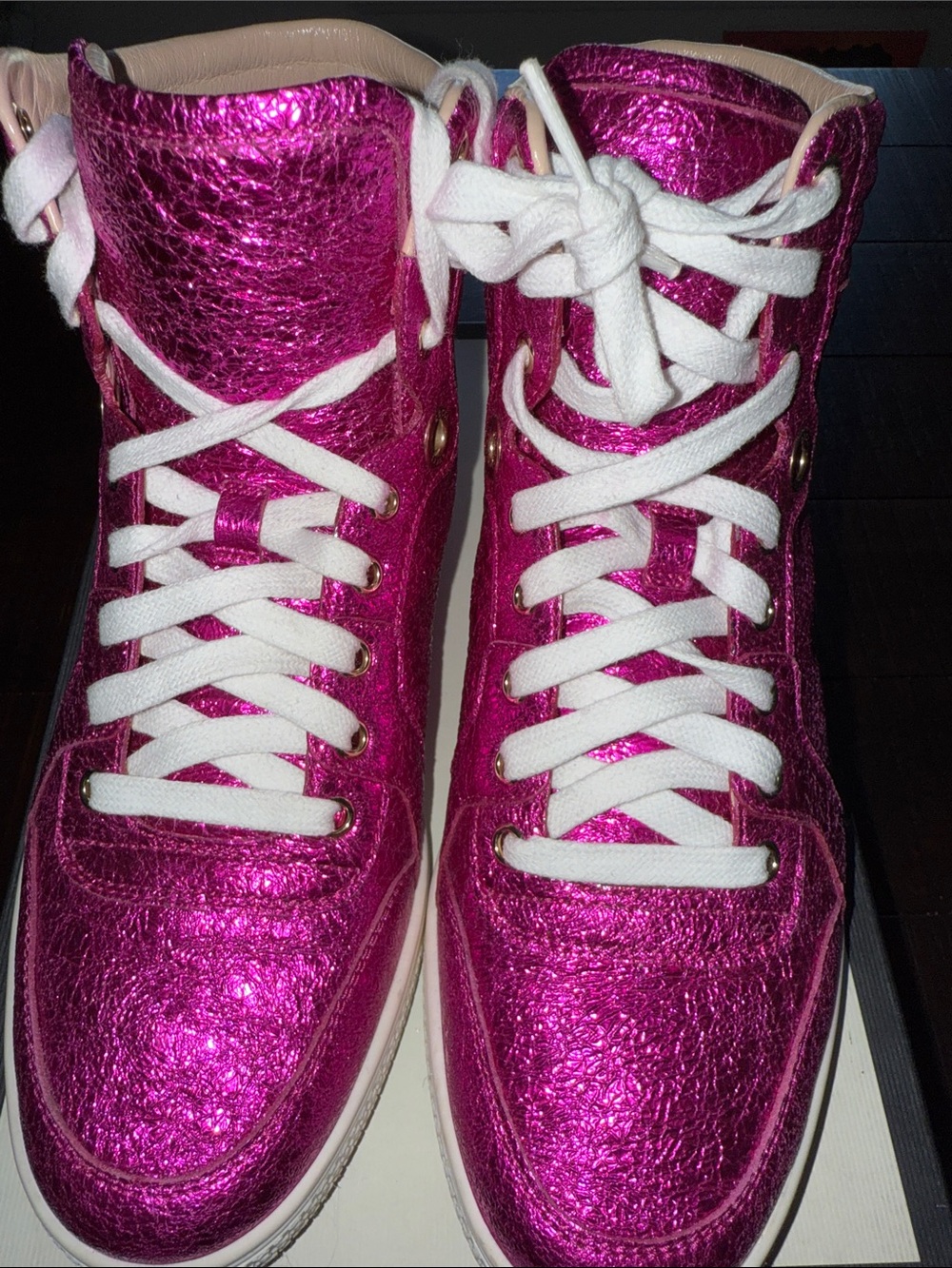 GUCCI 🔥🔥Metallic high top sneaker women’s size 10